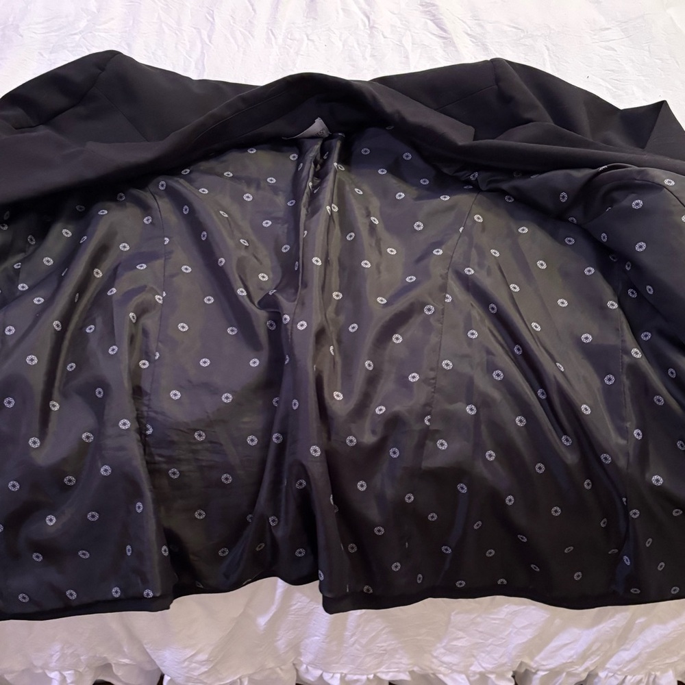 Catherine’s Lined Women’s Plus Size Black Blazer Suit Jacket 1X 18/20W +Pockets - Picture 6 of 11